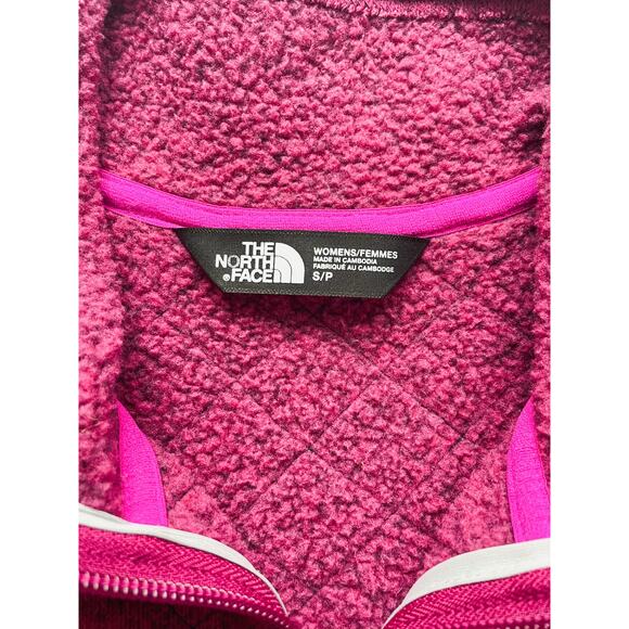 Women's North Face Cranberry Colored Quarter Zip Sweater Size Small - Picture 3 of 5